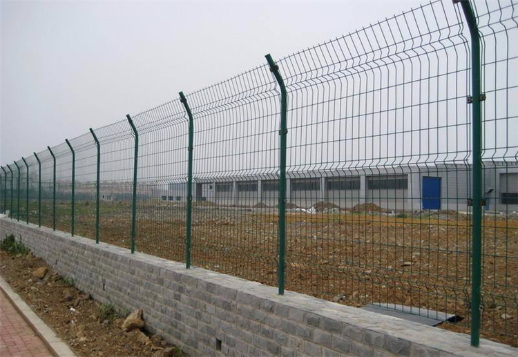 雙邊絲護(hù)欄網(wǎng)的規(guī)格型號(hào)以及安裝